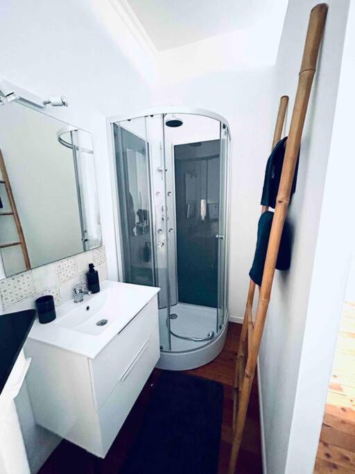 Cocooning Aeroport Paris Apartment *